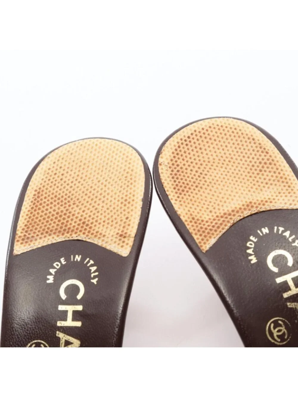 Chanel there are